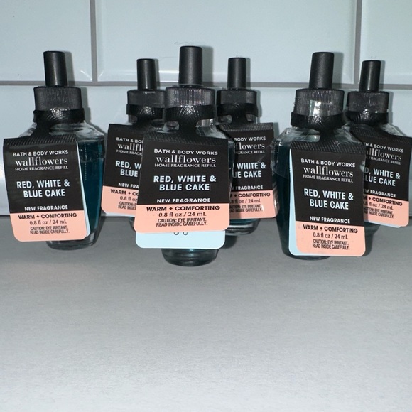 4 B&BW Red White & Blue Cake Wallflower Refills - Picture 5 of 5